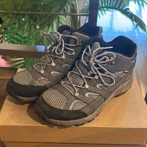 Merrell moab hiking boots